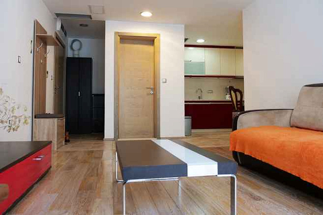 Apartment with two bedrooms and sea views in Kotor — photo 4