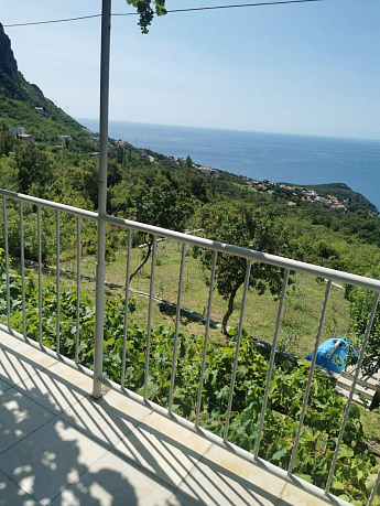House for sale in Tudorovichi with sea view
