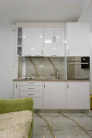 A cosy apartment in Rafailovici — photo 5