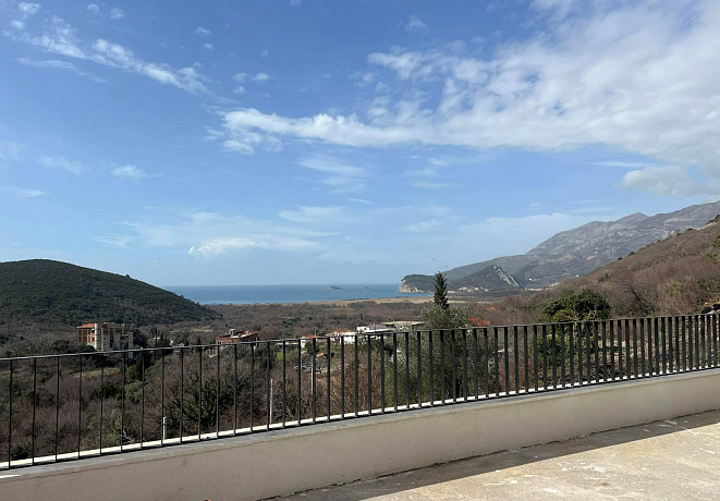 New villa with panoramic sea view in Buljarica