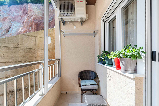 One-bedroom apartment – an excellent investment in Budva. — photo 7