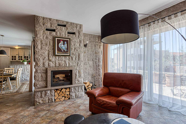 Sea view villa in Becici — photo 6