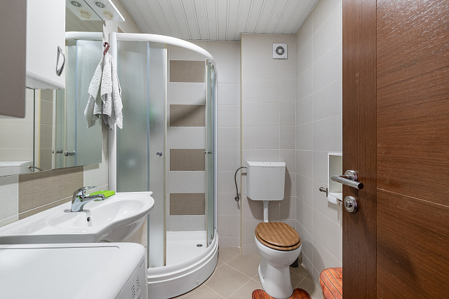 One-bedroom apartment – an excellent investment in Budva. — photo 13