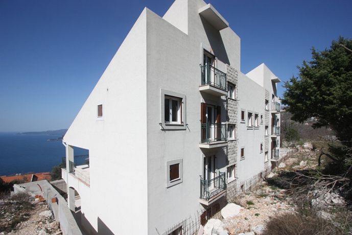 Two villas with sea view in Budva Riviera