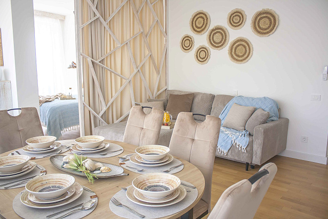 Luxurious Two-Bedroom Apartment with Expansive Terrace in Bečići — photo 6