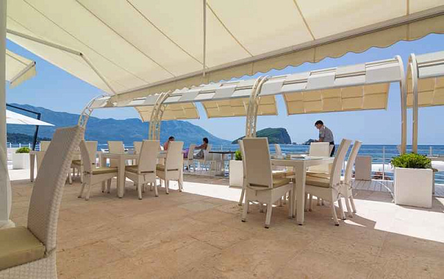 Luxurious apartments in Budva with spectacular sea view — photo 12