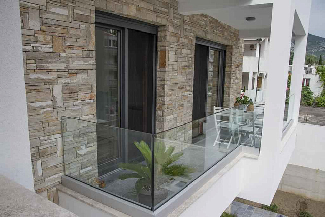 Mini hotel in Sutomore — photo 20