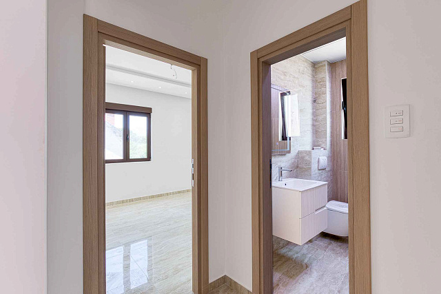 Renovated apartment in Tivat, 78 m² — photo 10