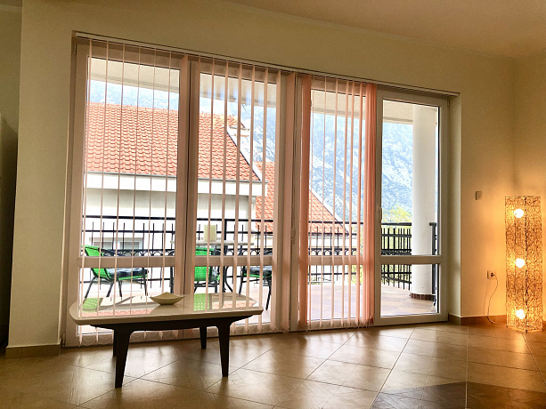 For sale apartment in Kotor Prcanj near the sea