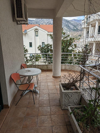 Apartment in Risan with sea and mountain views