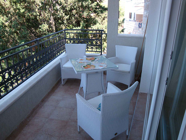 Apartment with two bedrooms near the sea in Petrovac — photo 8
