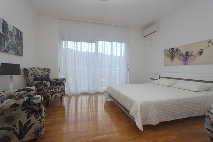 Luxury apartment in Becici