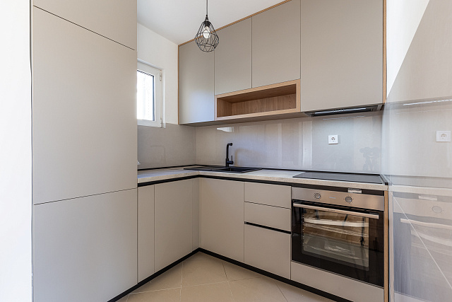 Spacious 64 m² Apartment with Sea View in Bečići — photo 10