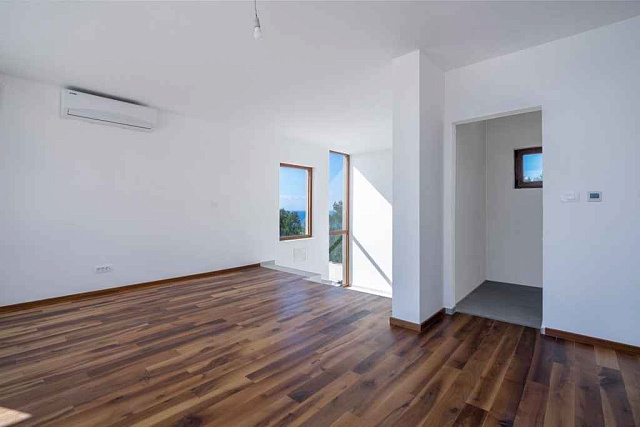 Luxury villas in a complex in Krimovica — photo 10