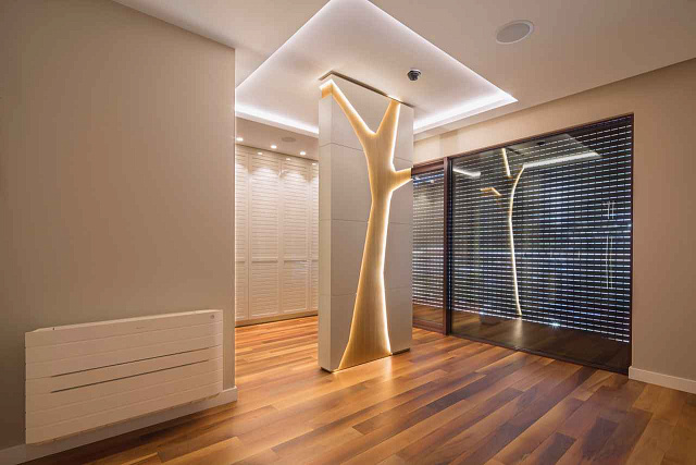Super luxurious three-story triplex apartment with a jacuzzi and sauna — photo 6