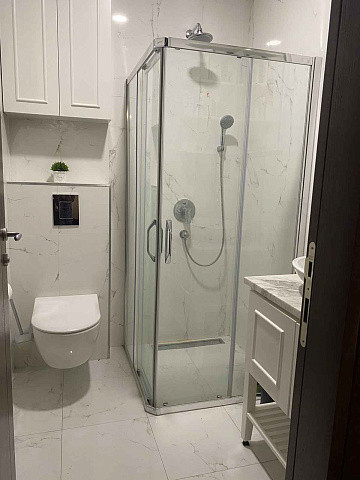 Two-bedroom apartment for sale in the very center of Budva. — photo 7