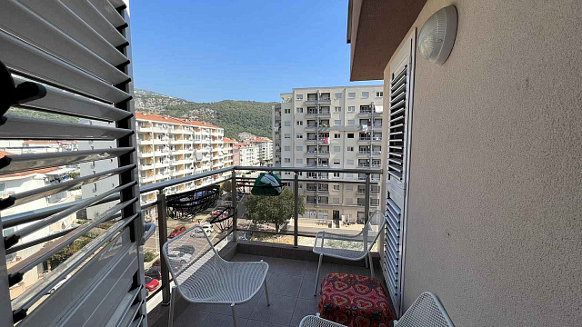 Apartment in Budva with two bedrooms — photo 10