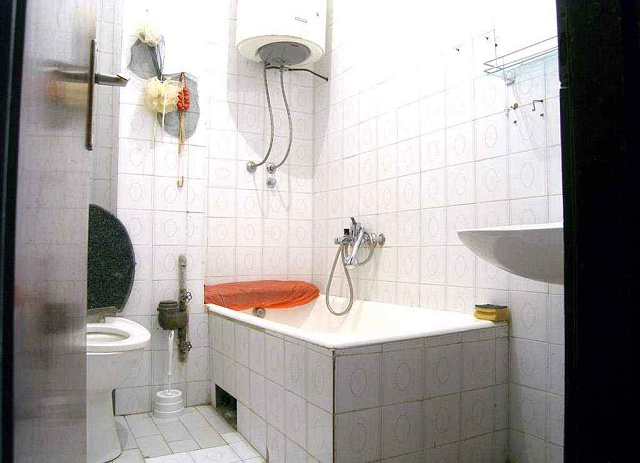 Apartment in Budva — photo 10