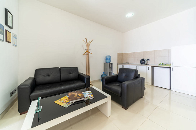 Modern office space in TQ Plaza Budva with sea view — photo 18
