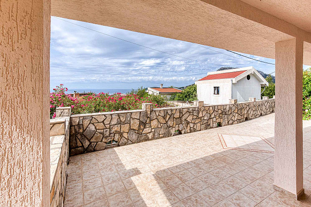 A house in Sutomore with a panoramic sea view 142 m2 — photo 10