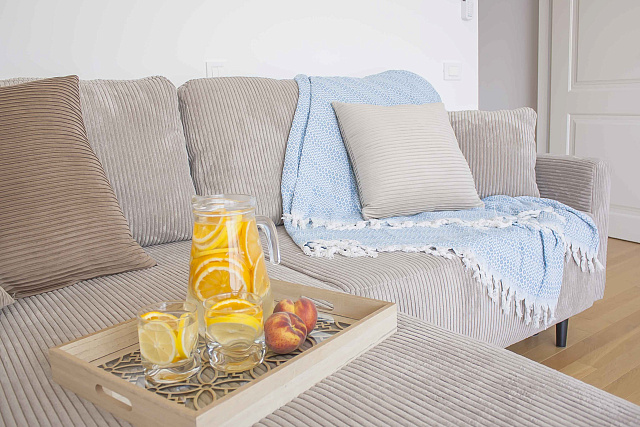 Luxurious Two-Bedroom Apartment with Expansive Terrace in Bečići — photo 9