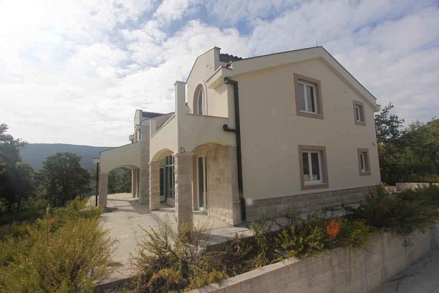 A house with sea and mountine view in Mojdez, Herceg Novi — photo 10