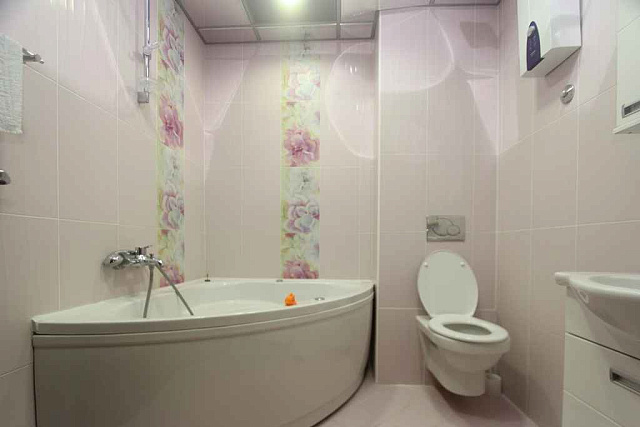 Spacious apartment in the center of Budva — photo 15