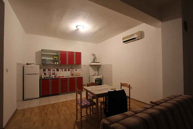 A furnished house in Topla — photo 18