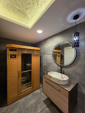 Luxury 3 Bedroom Apartment with Private Sauna 300 m from the Sea — photo 9