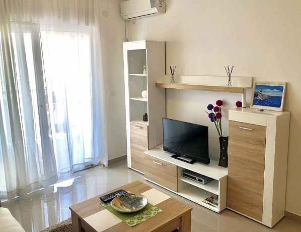 Comfortable apartment near the sea in the center of Bar