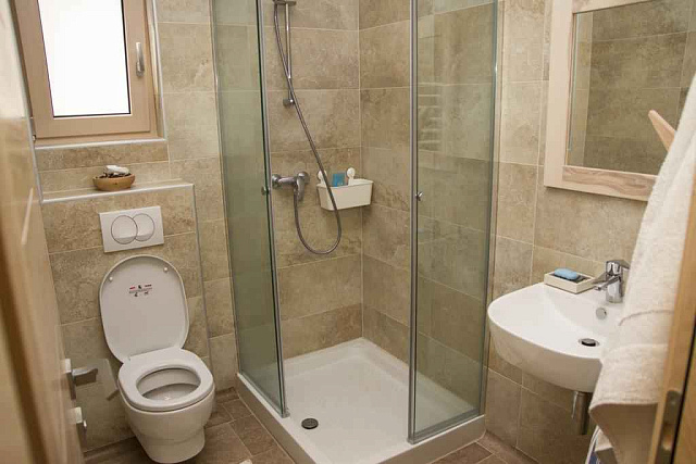 Mini hotel in Sutomore — photo 16