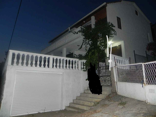 Fully Furnished Threey Storey House In Dobre Vode  — photo 12