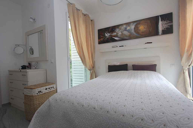 An apartment with a spacious terrace in Przno — photo 5