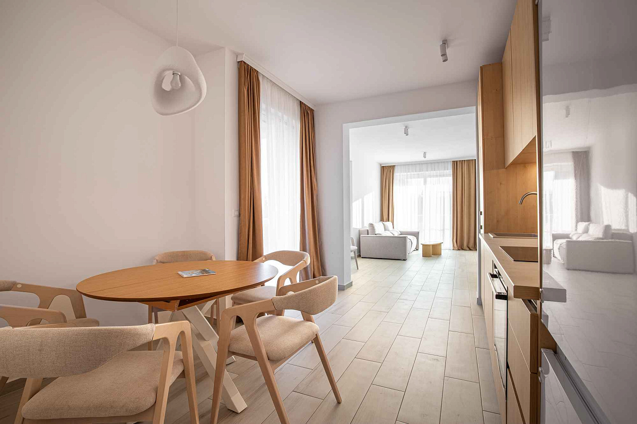 Exklusiver Verkauf eines komplett neuen Hotels in Budva