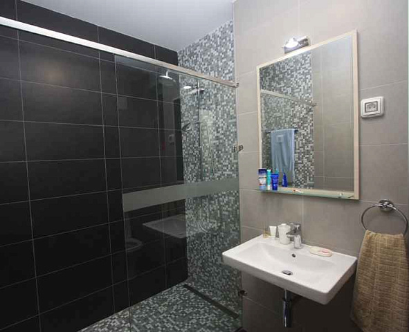 Apartment in Morinj — photo 7