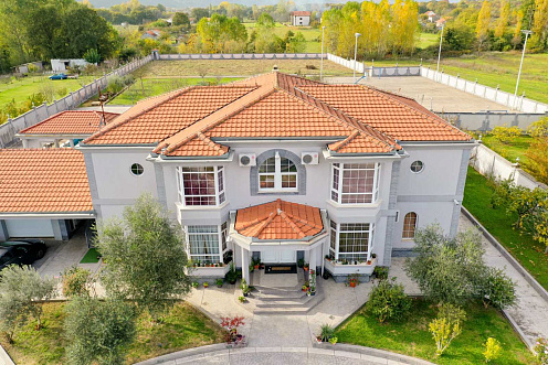 Luxury Villa with Endless Opportunities