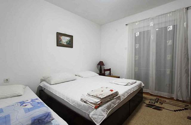 Three-story house in Herceg Novi  — photo 4
