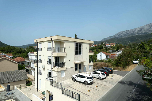 Apartments in a new modern building in Igalo. — photo 2