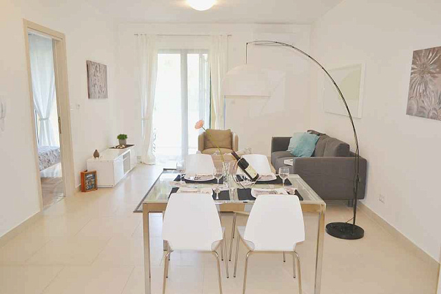 Apartment in Morinj — photo 7