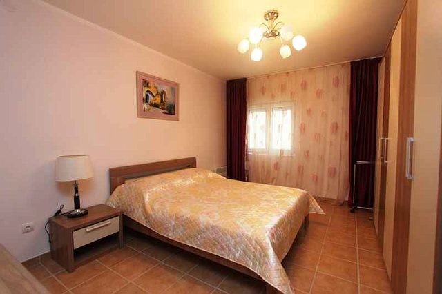 A cosy apartment in Budva — photo 10