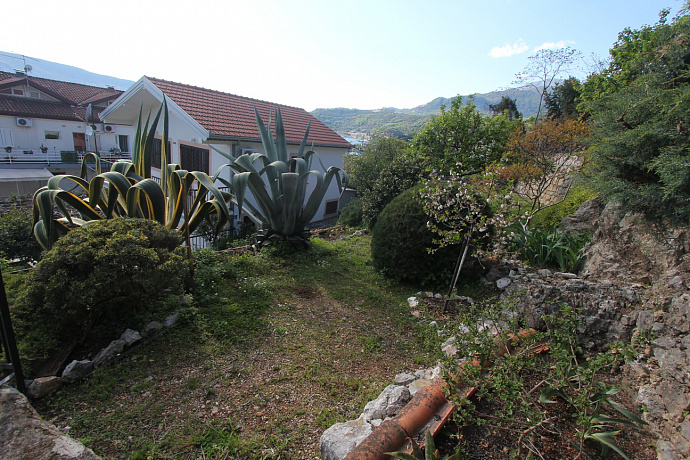 House in Herceg Novi with a sea view