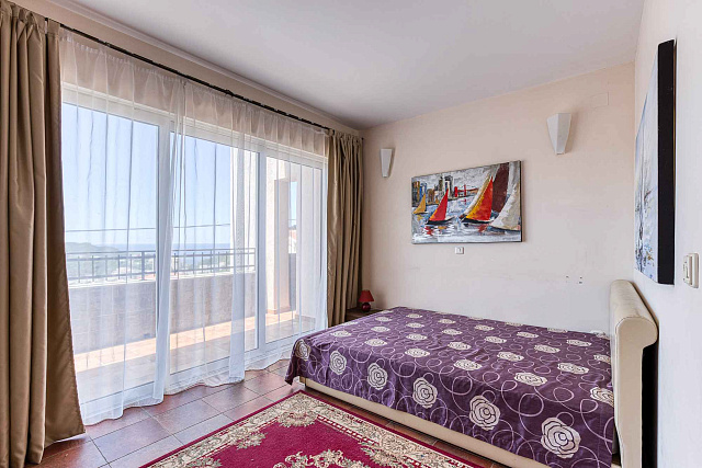 Sea view villa in Becici — photo 25
