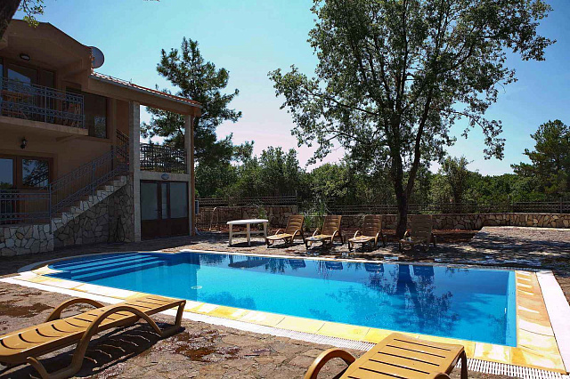 4063 Kotor Krimovica 2r 350m2 — photo 1