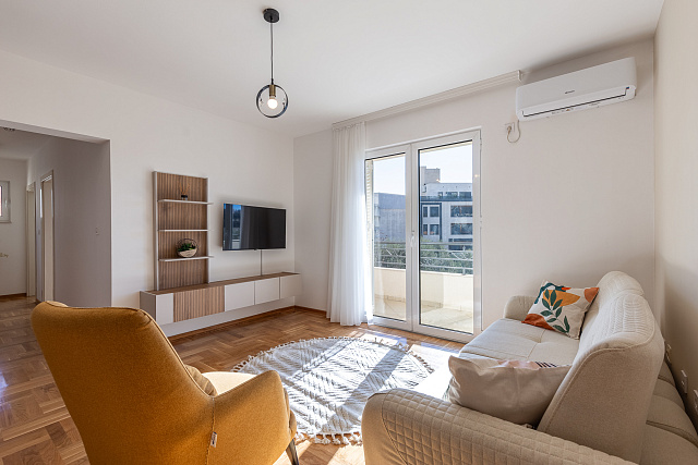Spacious 64 m² Apartment with Sea View in Bečići — photo 8