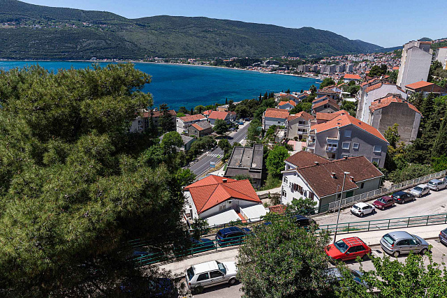 Excellent villa in the center of Herceg Novi — photo 31