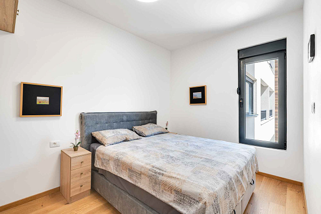 Modern, Fully Furnished Apartment for Sale in Bečići — photo 10