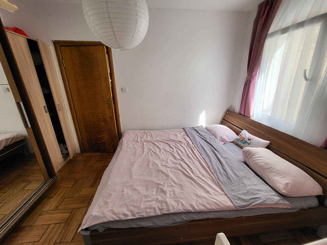 Apartment with a spacious terrace in a quiet location in Budva — photo 5
