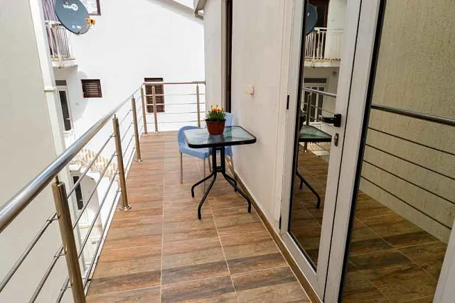 Apartment 60m2 with two bedrooms in Rafailovici — photo 6