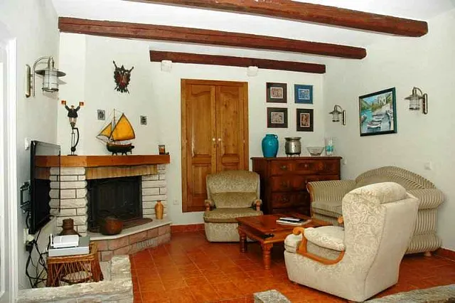 Villa in the bay on the first line — photo 7