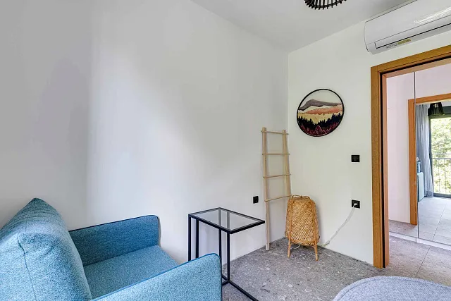 Modern three-bedroom apartment in the centre of Tivat with sea views — photo 35